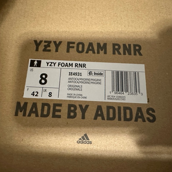 Yeezy‘s gray - Picture 8 of 8